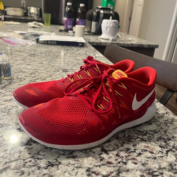 Nike Other - Nike free run men’s size 10